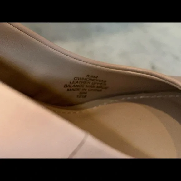 Guess Platform Peep Toe Nude Stiletto Heel Leather Pump, New, Various Sizes - Picture 7 of 8